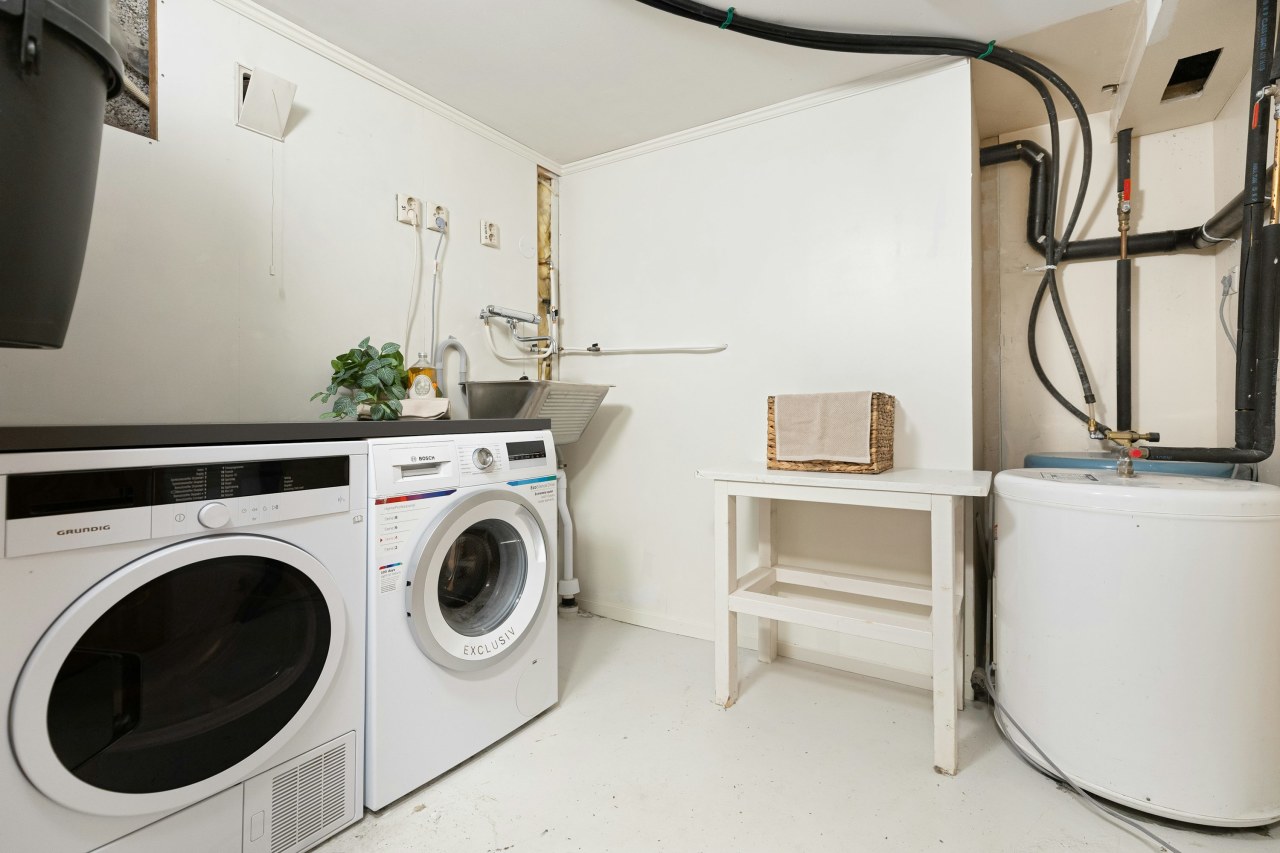 Чим відрізняються індукційна та електрична плита: порівняння для покупця