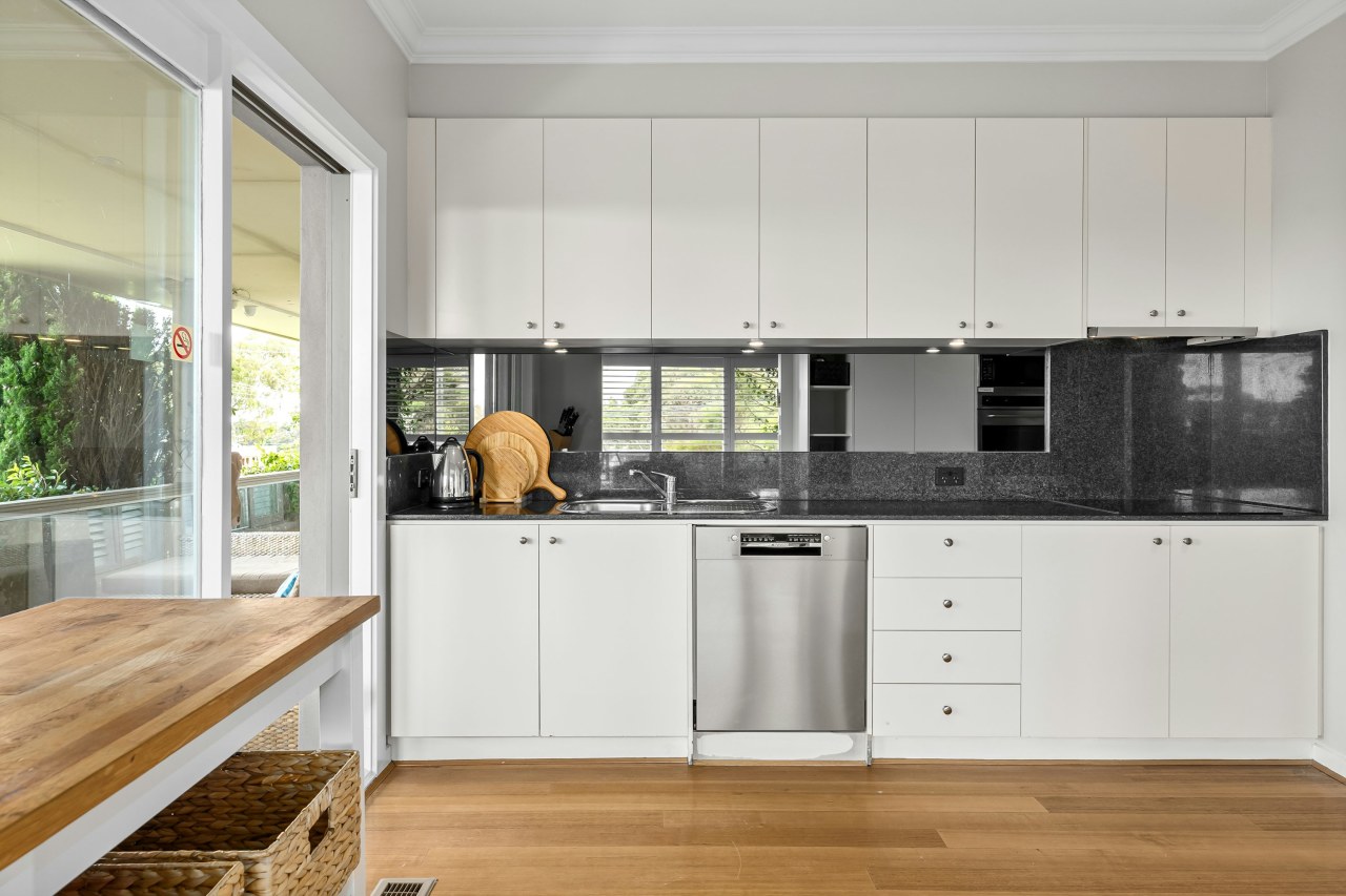 Топ-7 побутових гаджетів для розумного будинку у 2025 році